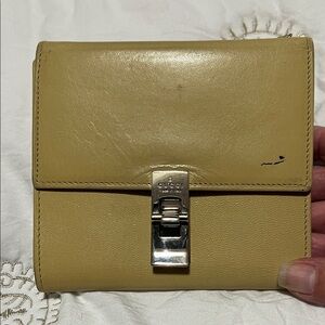 Authentic Gucci Beige Leather  Wallet